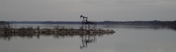 Oil rig with water features